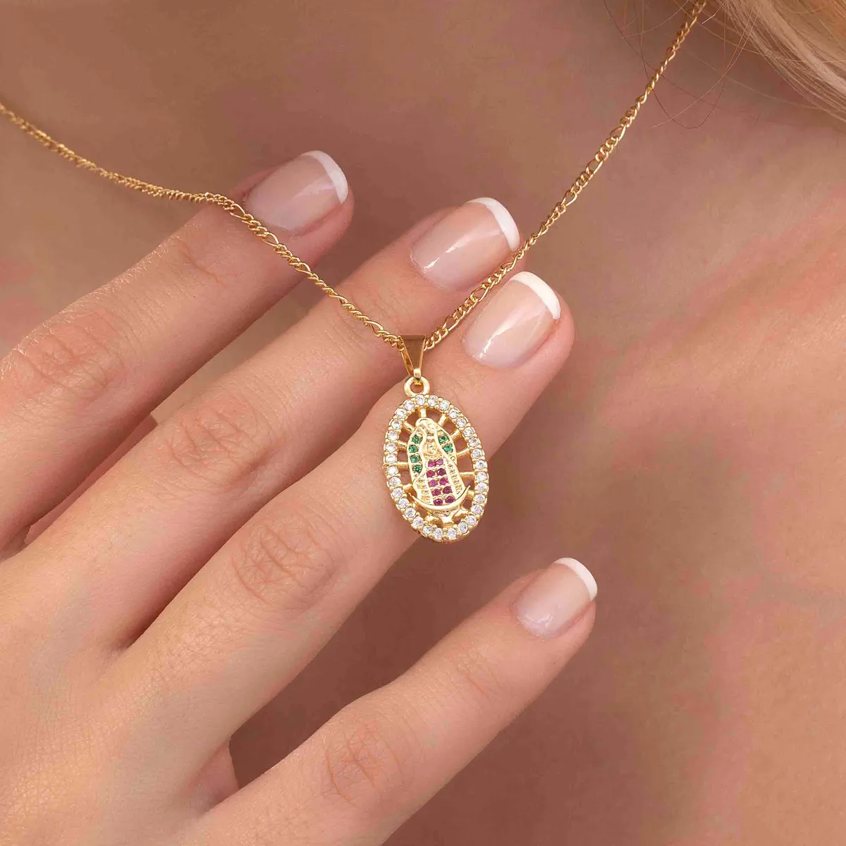 Dije Virgen Guadalupe Swarovski Med — vista 2