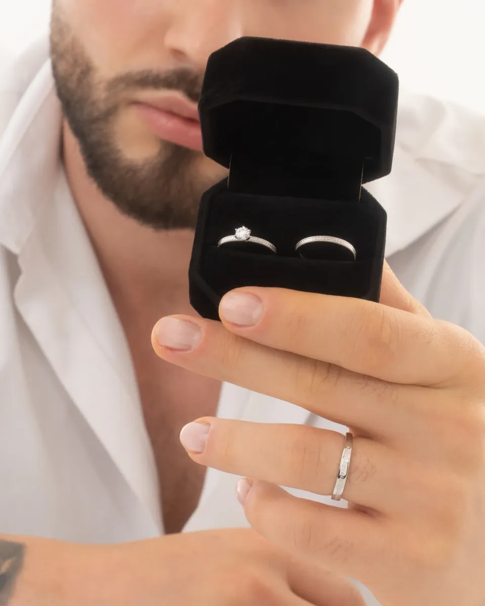 Anillo Legacy Love Ajustable — vista 2