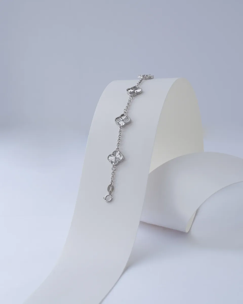 Pulsera Clover — vista 3