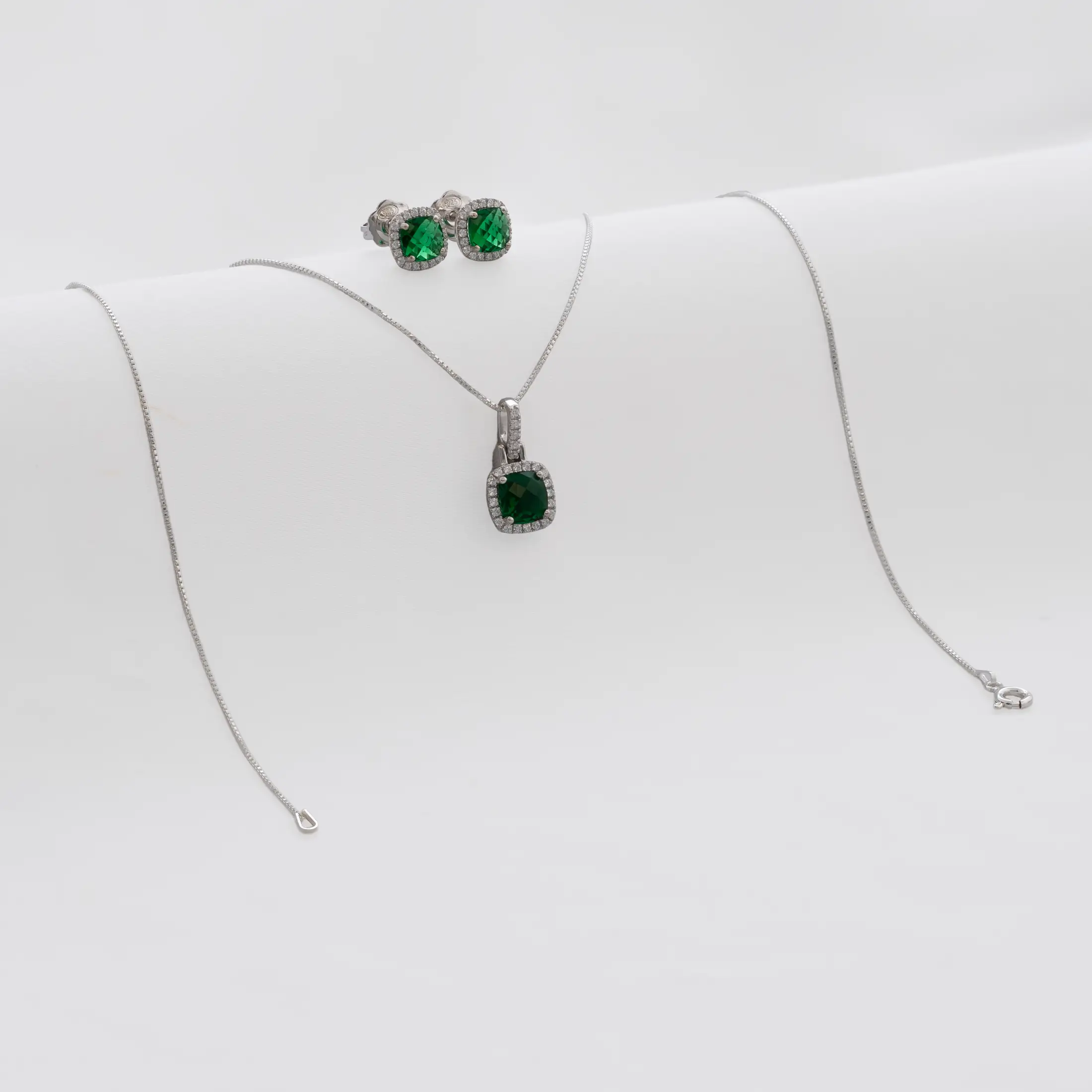 Conjunto Pavé Circón