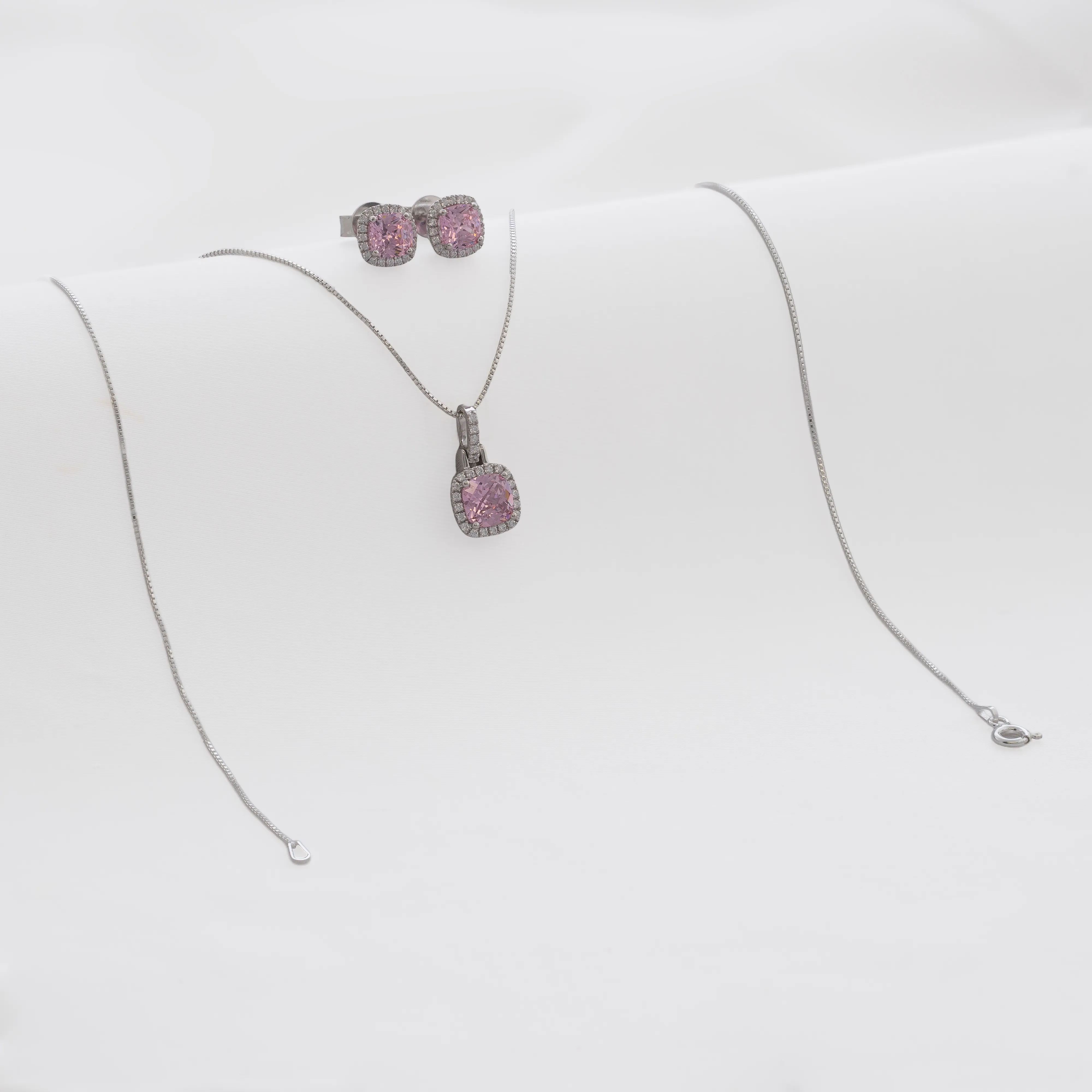 Conjunto Pavé Circón Rosado